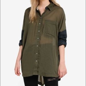 FREE PEOPLE BUTTON DOWN